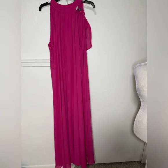 Vince Camuto Hot Pink Halter Jumpsuit size XL new with tag - Picture 3 of 10